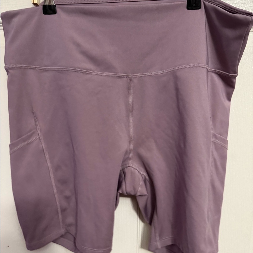 All in Motion Women's Mauve Bike Shorts